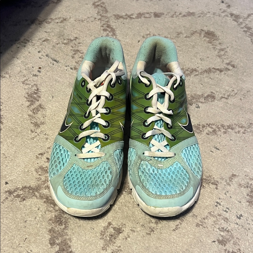 Nike lunar glide Women's Green and Teal Athletic Shoes